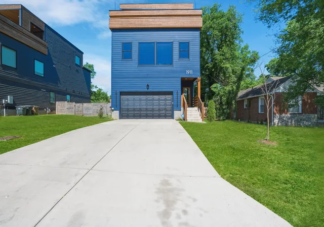 Homes for sale in Nashville, TN | 1911 Hailey Ave, Nashville, TN 37218 | MLS# 3184174