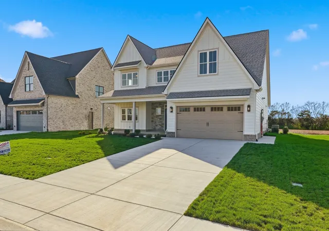 Photo 2 of Single family home for sale at 5544 Sinclair St, Murfreesboro, TN 37127 | MLS# 3184108 | Listing updated on 2026-09-21