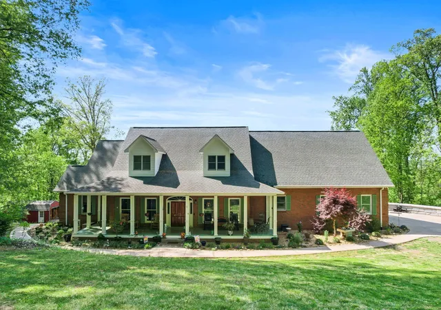 Homes for sale in Sweetwater, TN | 114 Hidden Brook Dr, Sweetwater, TN 37874 | MLS# 3229666