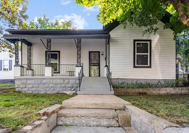 Photo 1 of Single family home for sale at 1117 S Glade St, Columbia, TN 38401 | MLS# 3213716 | Listing updated on 2026-09-14