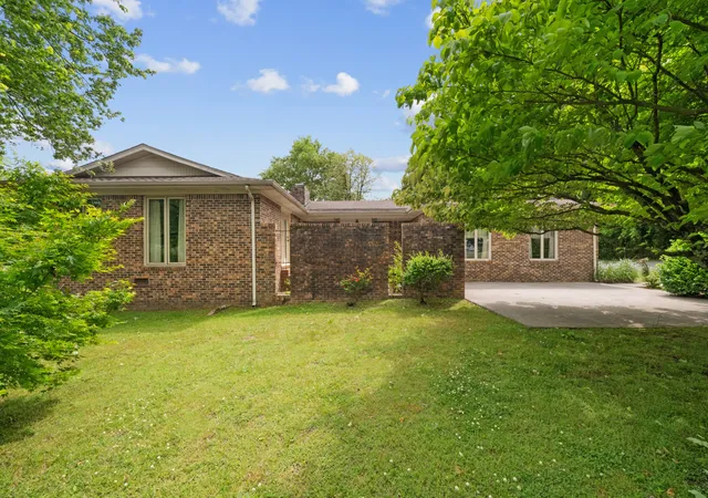 1st image of 4083 Fayetteville Hwy, Petersburg, TN 37144 | MLS# 3190803