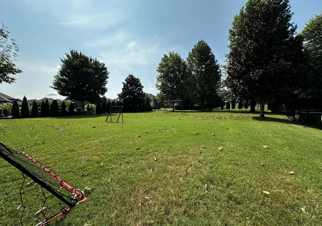 Photo 4 of Single family home for sale at 337 Crooked Crk Ln, Hendersonville, TN 37075 | MLS# 3211235 | Listing updated on 2026-08-19