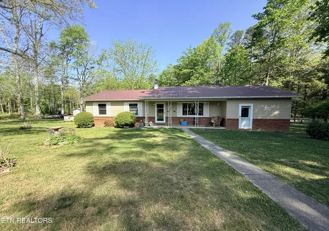 Homes for sale in Jamestown, TN | 1200 Banner Springs Rd, Jamestown, TN 38556 | MLS# 3255769