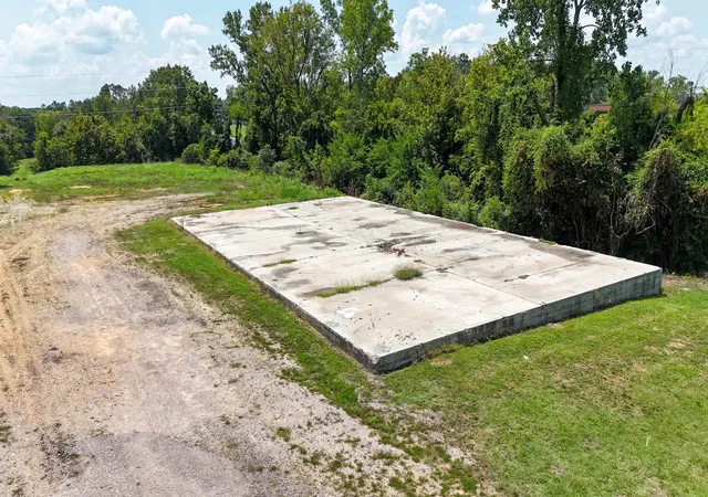 2nd image of 665 Water St, Savannah, TN 38372 | MLS# 3184545