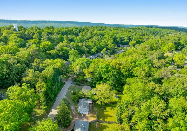 Photo 2 of Single family home for sale at 3616 Thrushwood Dr, Chattanooga, TN 37415 | MLS# 3337067 | Listing updated on 2026-08-30