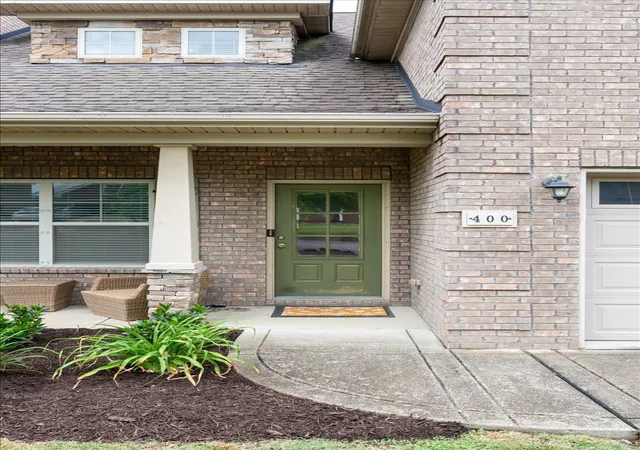 Photo 3 of Single family home for sale at 400 Stratford Park Blvd, Gallatin, TN 37066 | MLS# 3184923 | Listing updated on 2026-10-16