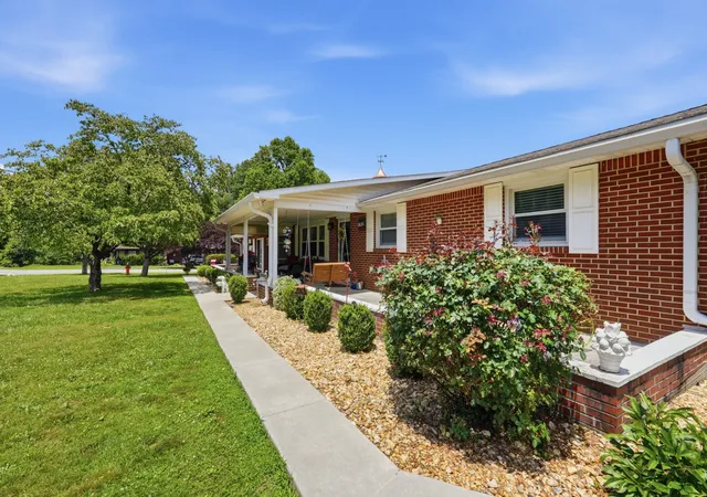 1st image of 418 Kenway St, Cookeville, TN 38501 | MLS# 3189602