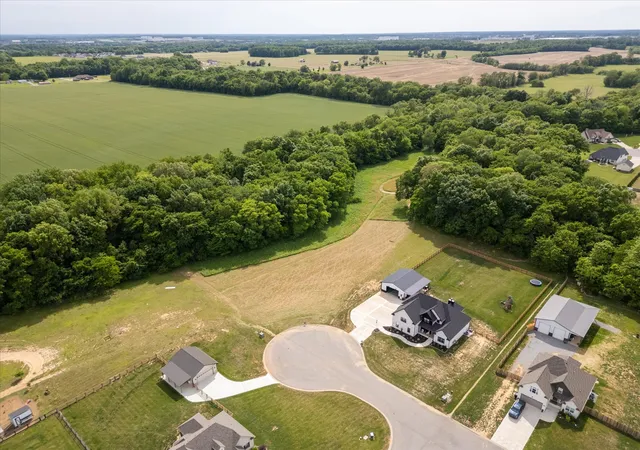 2nd image of 4492 Crossroads Dr, Clarksville, TN 37040 | MLS# 3184815