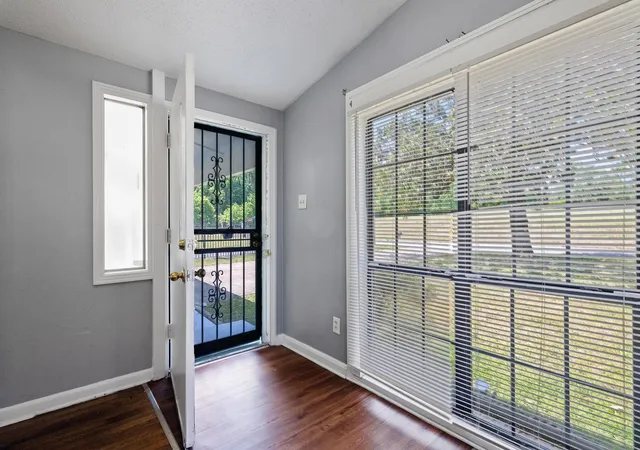 image of 727 Crescent Rd, Memphis, TN 38116 | MLS# 3513255