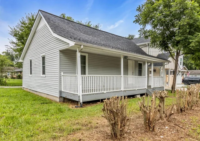 2nd image of 460 E State St, Murfreesboro, TN 37130 | MLS# 3285980