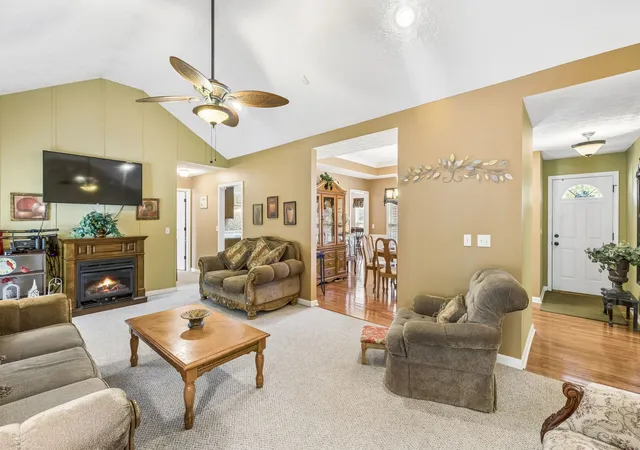 2nd image of 605 Meadowlark Dr, Shelbyville, TN 37160 | MLS# 3184756