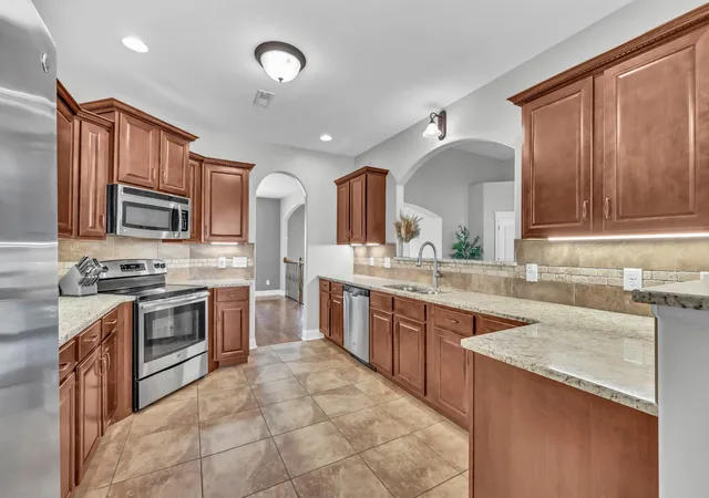 Photo 3 of Single family home for sale at 1729 Double R Blvd, Clarksville, TN 37042 | MLS# 3184706 | Listing updated on 2026-09-03