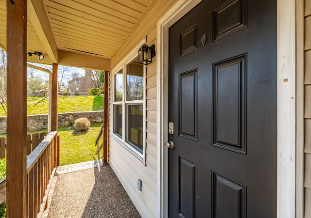 4th image of 5507 Hill Ct, Nashville, TN 37220 | MLS# 3184719