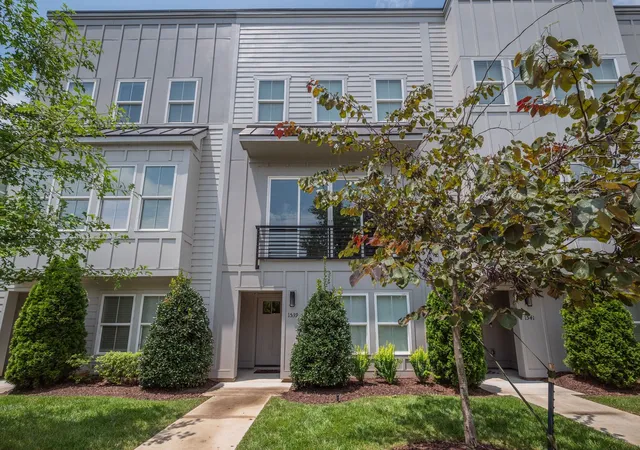 1st image of 1539 57th Ave N, Nashville, TN 37209 | MLS# 3184882