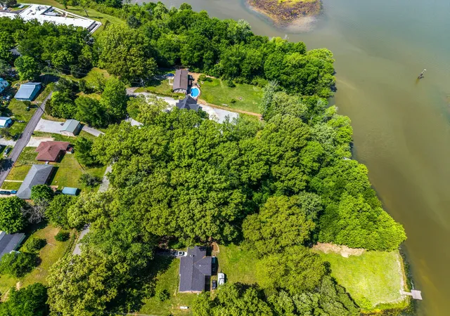 Homes for sale in Dover, TN | 0 Lakeview Dr, Dover, TN 37058 | MLS# 3184965