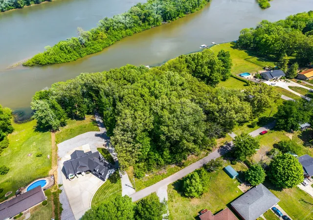 Homes for sale in Dover, TN | 0 Lakeview Dr, Dover, TN 37058 | MLS# 3184965