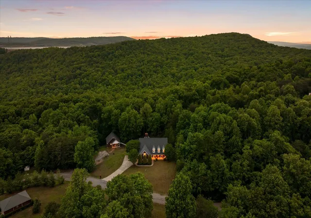 1st image of 4441 Raccoon Mountain Road, Chattanooga, TN 37419 | MLS# 3184768