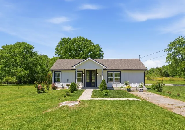 Photo 1 of Single family home for sale at 3530 Earhart Rd, Mount Juliet, TN 37122 | MLS# 3191701 | Listing updated on 2026-10-30