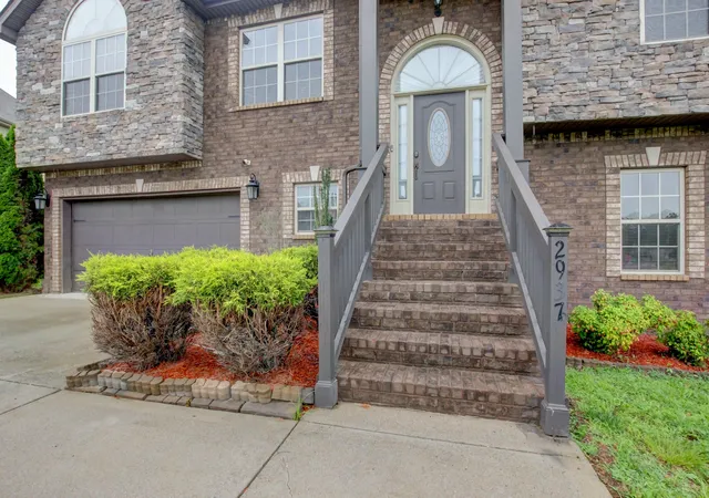 2nd image of 2937 Mcmanus Cir, Clarksville, TN 37042 | MLS# 3185007