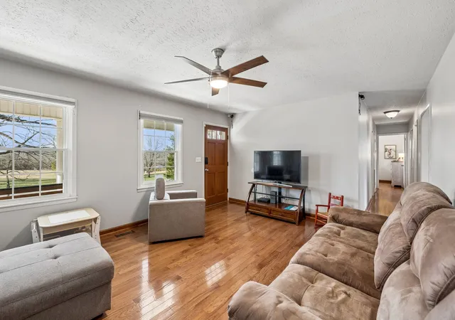 4th image of 1016 Butler Bridge Rd, Portland, TN 37148 | MLS# 3186396