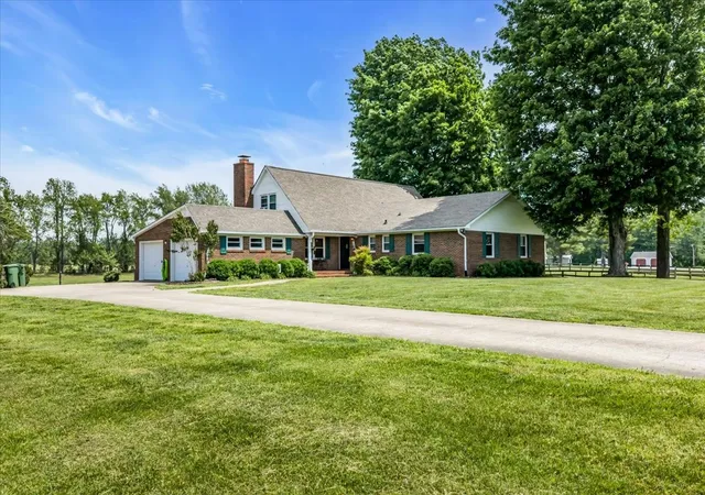 3rd image of 1555 Charles Bell Rd, Clarksville, TN 37040 | MLS# 3185218
