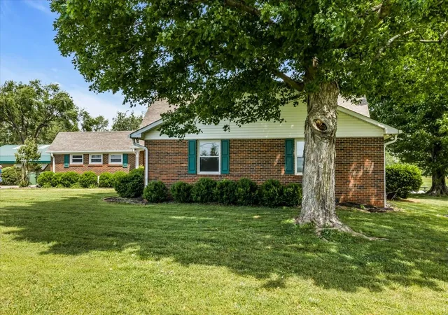 4th image of 1555 Charles Bell Rd, Clarksville, TN 37040 | MLS# 3185218