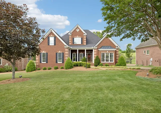Photo 2 of Sale Pending at 520 Montridge Ct, Franklin, TN 37067 | MLS# 3187097 | Listing updated on 2026-09-22