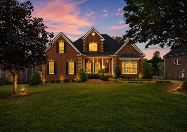 Photo 1 of Sale Pending at 520 Montridge Ct, Franklin, TN 37067 | MLS# 3187097 | Listing updated on 2026-09-22
