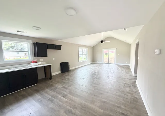 4th image of 242 Arkansas Ave, Oak Grove, KY 42262 | MLS# 3184993