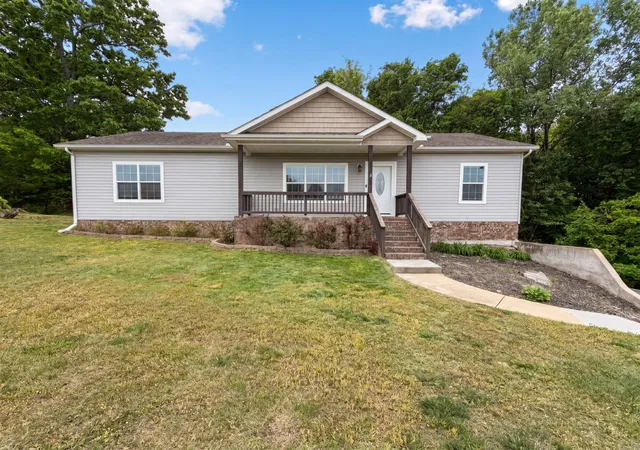 Photo 1 of Manufactured home for sale at 2217 Caleb Dr, Spring Hill, TN 37174 | MLS# 3185103 | Listing updated on 2026-10-05