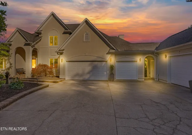 Homes for sale in Louisville, TN | 4246 Gravelly Hills Rd, Louisville, TN 37777 | MLS# 3184998