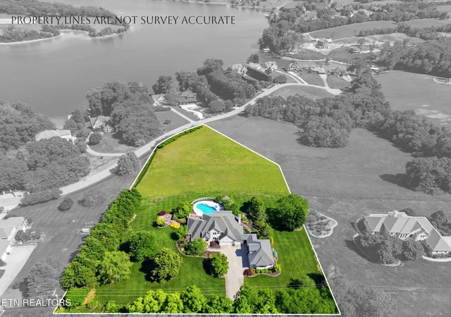Homes for sale in Louisville, TN | 4246 Gravelly Hills Rd, Louisville, TN 37777 | MLS# 3184998