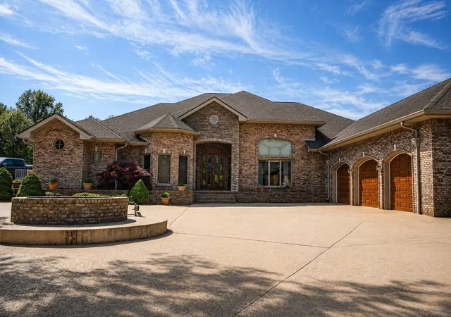 2nd image of 480 Mobley Rd, Clarksville, TN 37043 | MLS# 3185098