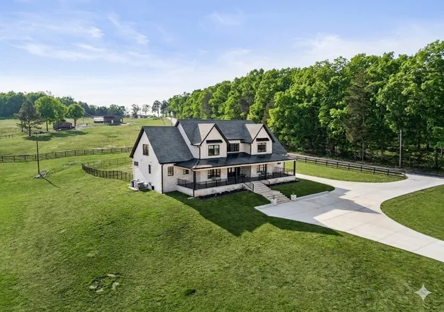 Homes for sale in Watertown, TN | 3755 Holmes Gap Rd, Watertown, TN 37184 | MLS# 3191167