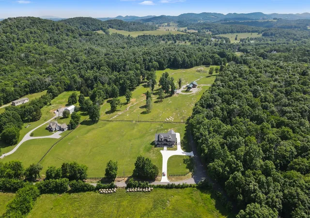 Homes for sale in Watertown, TN | 3755 Holmes Gap Rd, Watertown, TN 37184 | MLS# 3191167