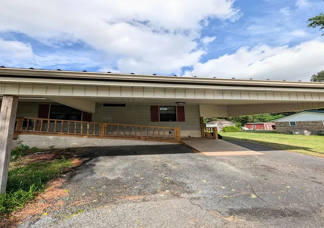 Homes for sale in Friendship, TN | 6106 Chestnut Bluff Maury C Rd, Friendship, TN 38034 | MLS# 3185276