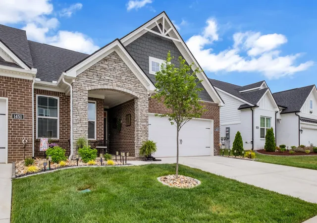 Photo 4 of Townhouse for sale at 1453 Autumn Leaf Ln, Mount Juliet, TN 37122 | MLS# 3185613 | Listing updated on 2026-06-28