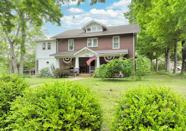 3rd image of 655 E Main St, Gallatin, TN 37066 | MLS# 3186421