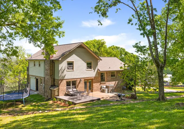 Homes for sale in Mount Pleasant, TN | 3369 Hampshire Pike, Mount Pleasant, TN 38474 | MLS# 3185513