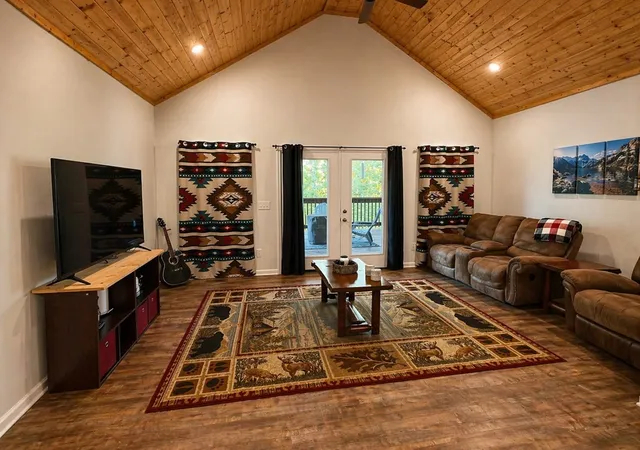 Photo 3 of Single family home for sale at 225 Antler Dr, Smithville, TN 37166 | MLS# 3185565 | Listing updated on 2026-10-07