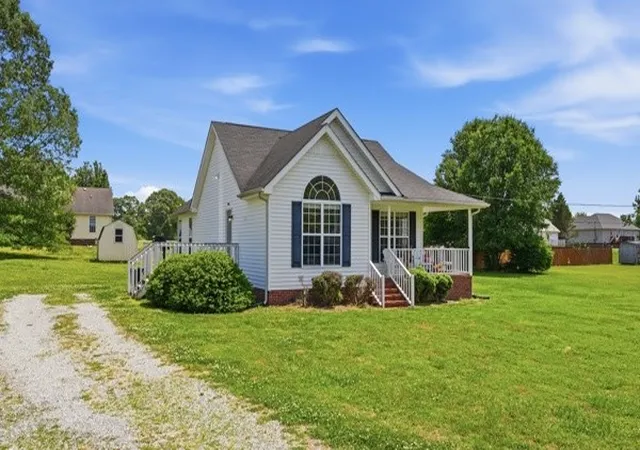 Homes for sale in Fayetteville, TN | 14 Ash Grove Rd, Fayetteville, TN 37334 | MLS# 3185598