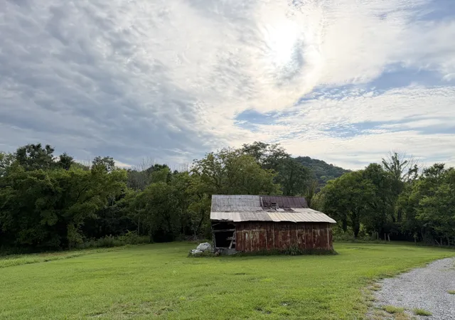 2nd image of 2370 Patton Hollow Rd, Watertown, TN 37184 | MLS# 3185635