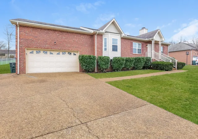 Homes for sale in Portland, TN | 111 Grant Ct, Portland, TN 37148 | MLS# 3186115
