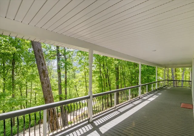 Homes for sale in Waverly, TN | 6130 Clydeton Rd, Waverly, TN 37185 | MLS# 3190482