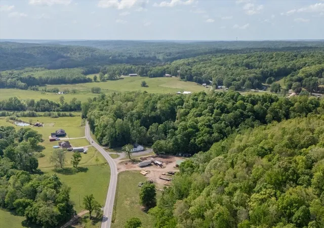 Homes for sale in Waverly, TN | 6130 Clydeton Rd, Waverly, TN 37185 | MLS# 3190482