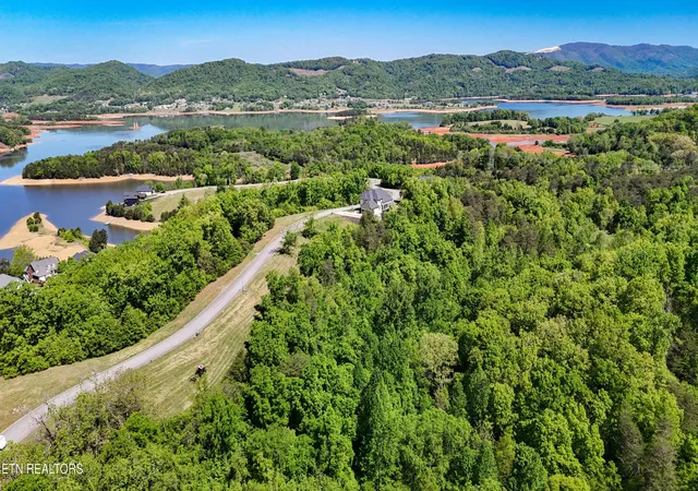 Homes for sale in Russellville, TN | 2004 Turners Landing Rd, Russellville, TN 37860 | MLS# 3185990