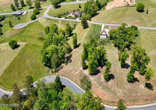 Homes for sale in Morristown, TN | 2414 Starboard Crest Rd, Morristown, TN 37814 | MLS# 3186000