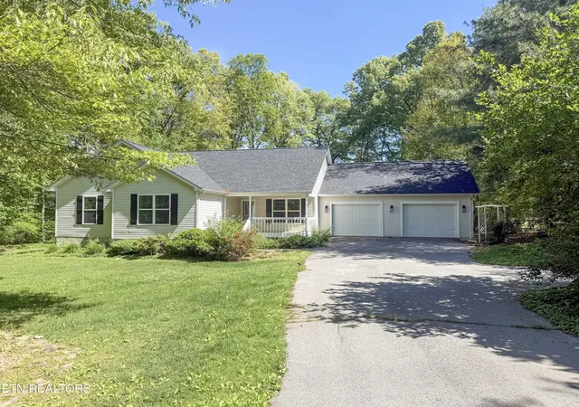 1st image of 329 Hilltop Dr, Crossville, TN 38555 | MLS# 3186004
