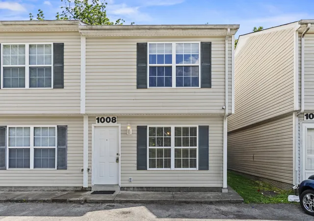 Photo 1 of Townhouse for sale at 1008 Division St, Murfreesboro, TN 37130 | MLS# 3191296 | Listing updated on 2026-09-24