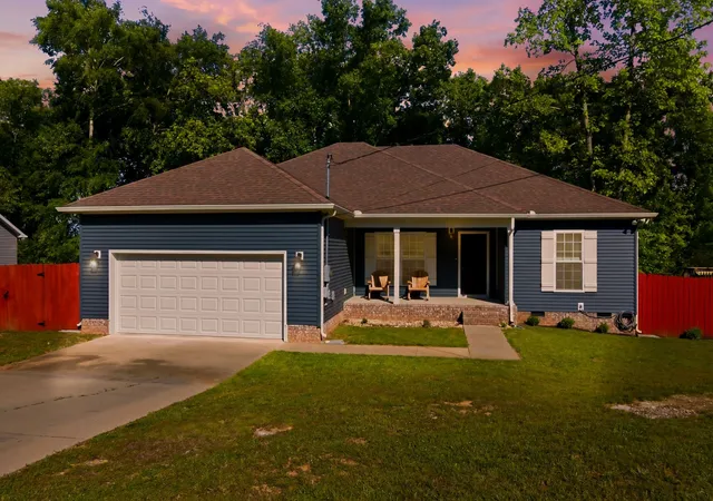 Homes for sale in Shelbyville, TN | 106 Doak St, Shelbyville, TN 37160 | MLS# 3190816